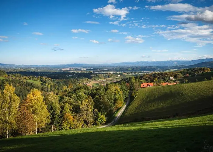 Chalet-suedsteiermark - Traumhafte Aussicht, Infinity Pool, Privatsphaere, Klima Und De-luxe Ausstattung Domek alpejski Schwanberg